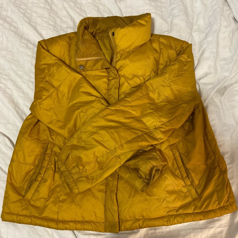 Madewell packable puffer in yellow